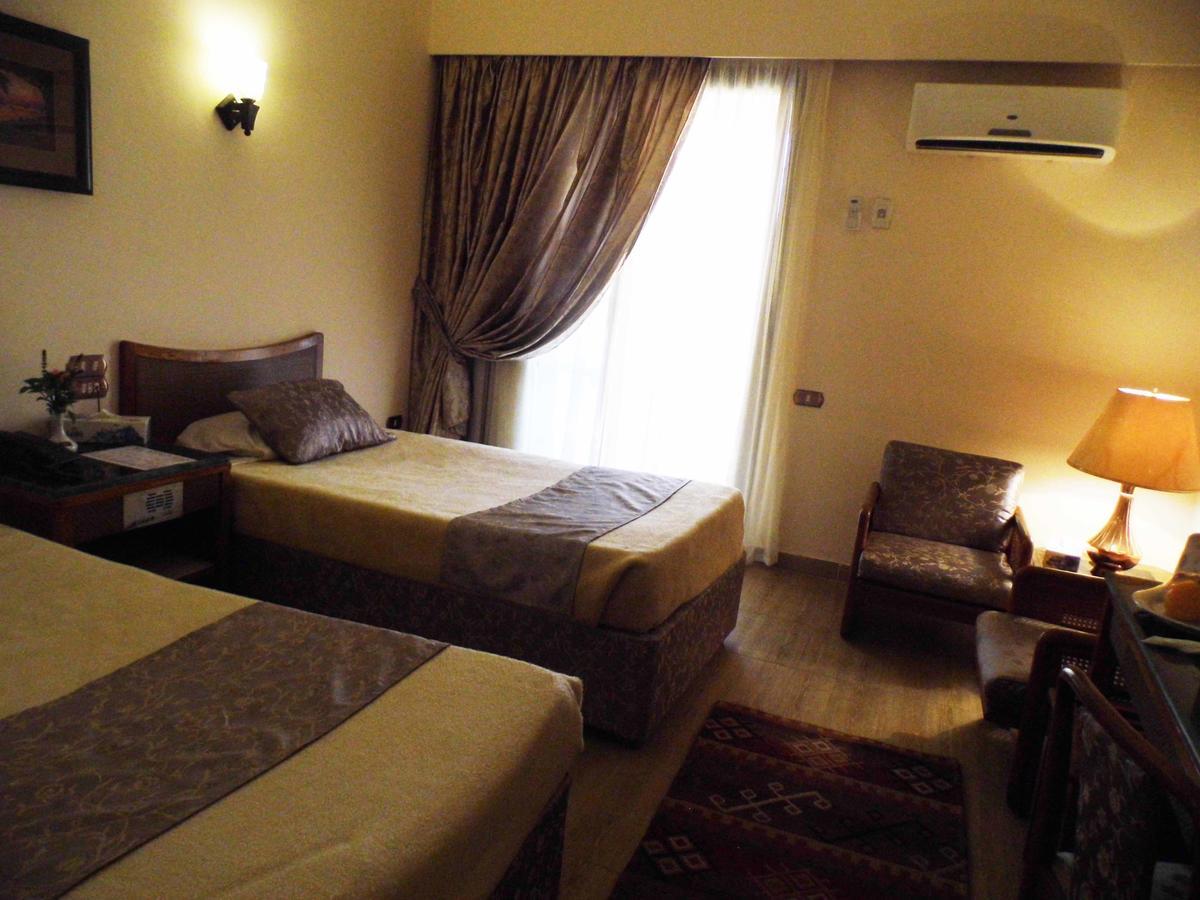Mg Nefertiti Hotel Ελ Μίνια Εξωτερικό φωτογραφία